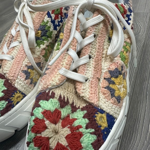 Free People Catch Me If You Can‎ Crochet Sneakers Colorful Grandma Core Boho - Picture 6 of 8